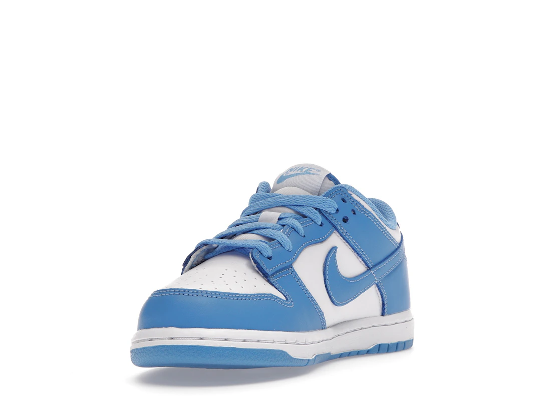 Vue 13 de Nike Dunk Low UNC (PS)