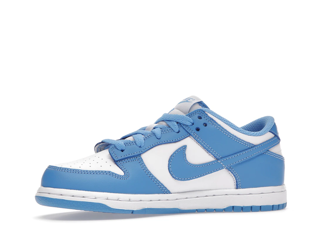 Vue 17 de Nike Dunk Low UNC (PS)