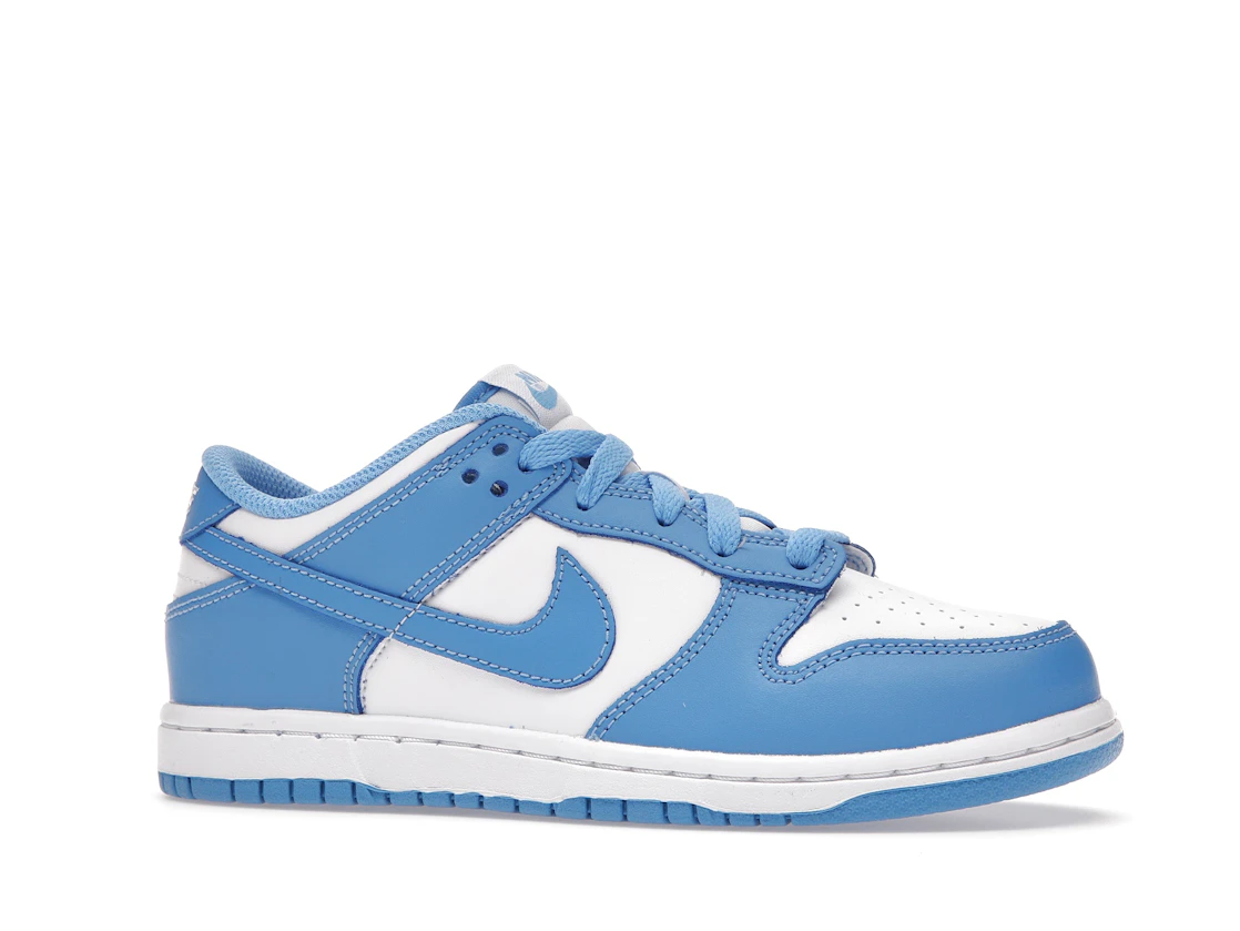 Vue 3 de Nike Dunk Low UNC (PS)