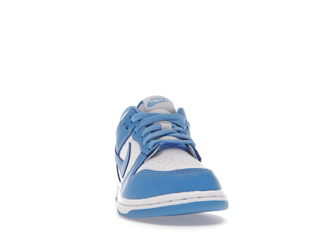 Vue 9 de Nike Dunk Low UNC (PS)