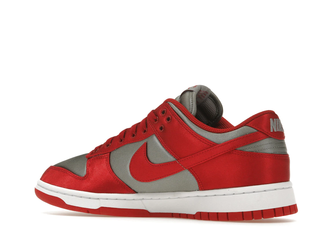 Vue 22 de Nike Dunk Low UNLV Satin 