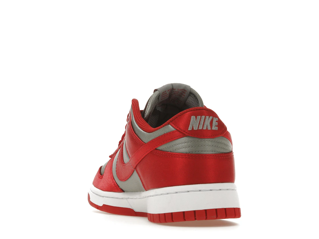 Vue 26 de Nike Dunk Low UNLV Satin 