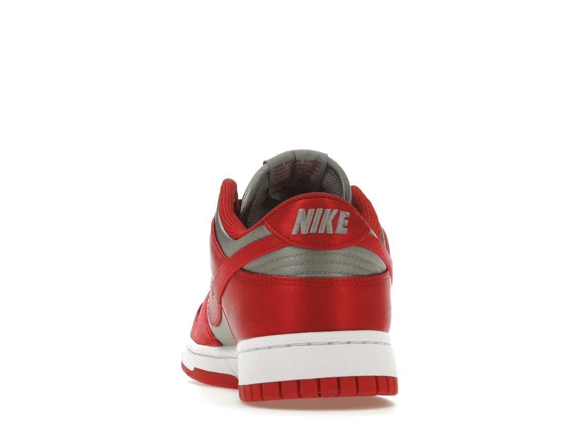 Vue 27 de Nike Dunk Low UNLV Satin 