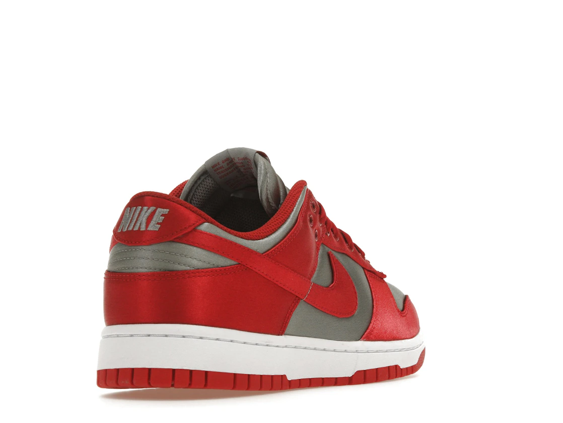 Vue 31 de Nike Dunk Low UNLV Satin 