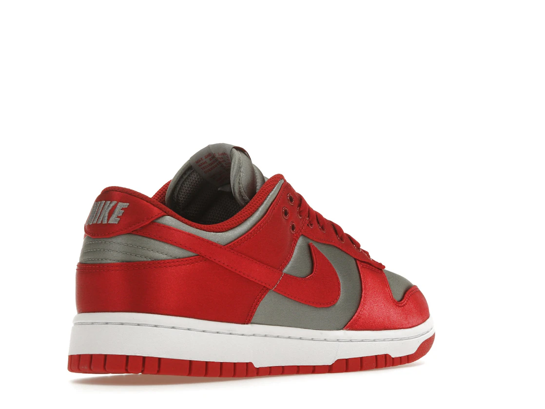 Vue 32 de Nike Dunk Low UNLV Satin 