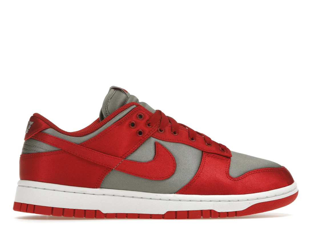 Vue 36 de Nike Dunk Low UNLV Satin 