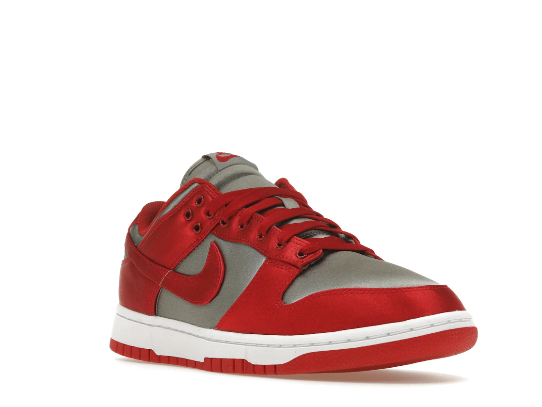 Vue 6 de Nike Dunk Low UNLV Satin 