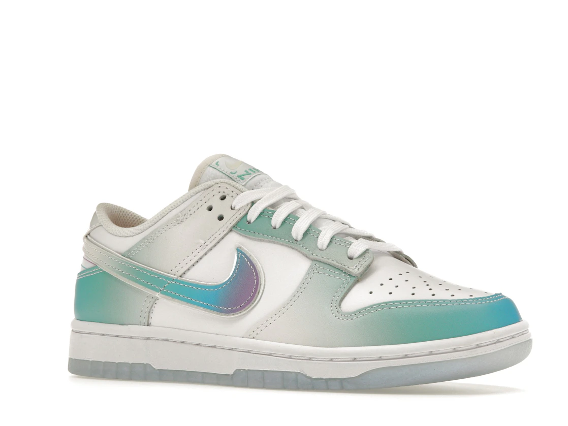 Vue 4 de Nike Dunk Low Unlock Your Space 