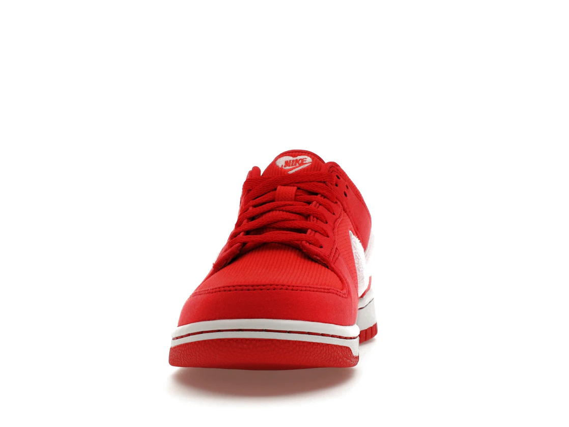 Vue 11 de Nike Dunk Low Valentine's Day (2024) (GS)
