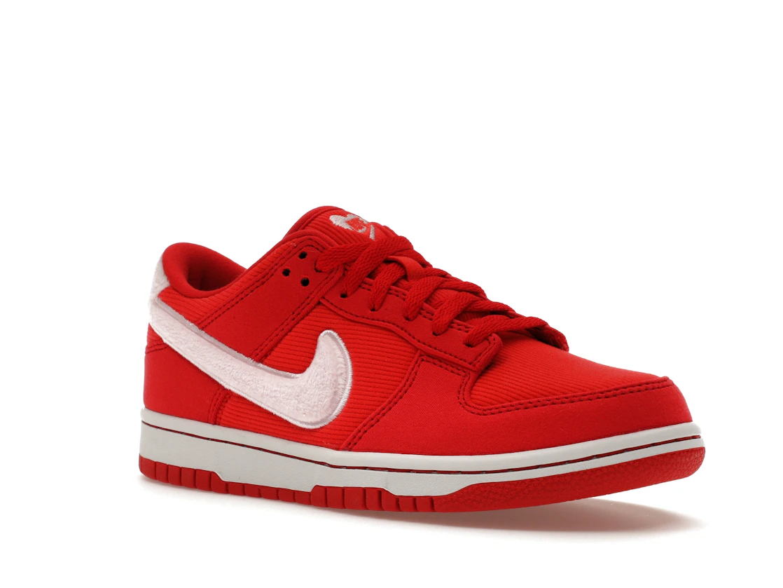 Vue 5 de Nike Dunk Low Valentine's Day (2024) (GS)