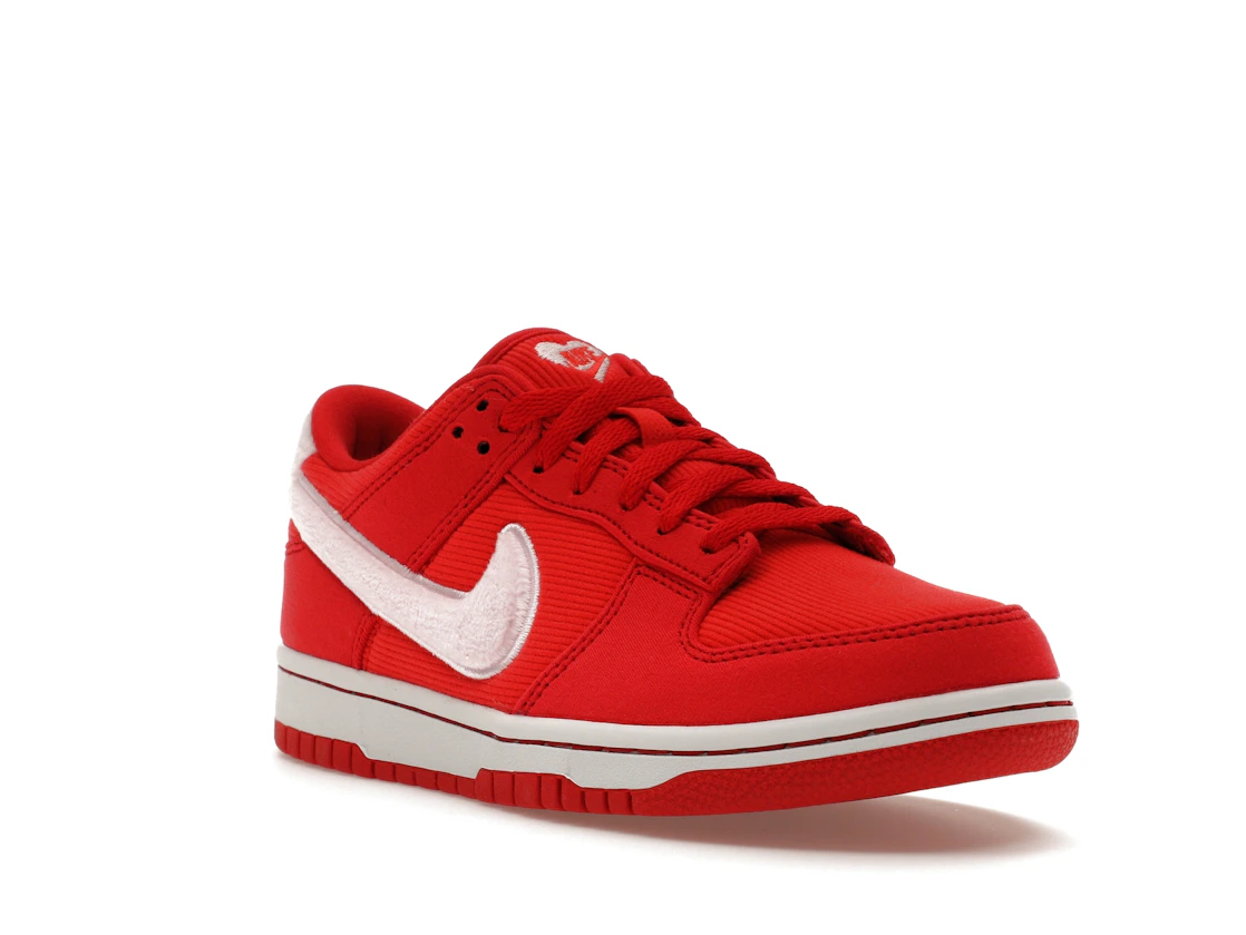Vue 6 de Nike Dunk Low Valentine's Day (2024) (GS)