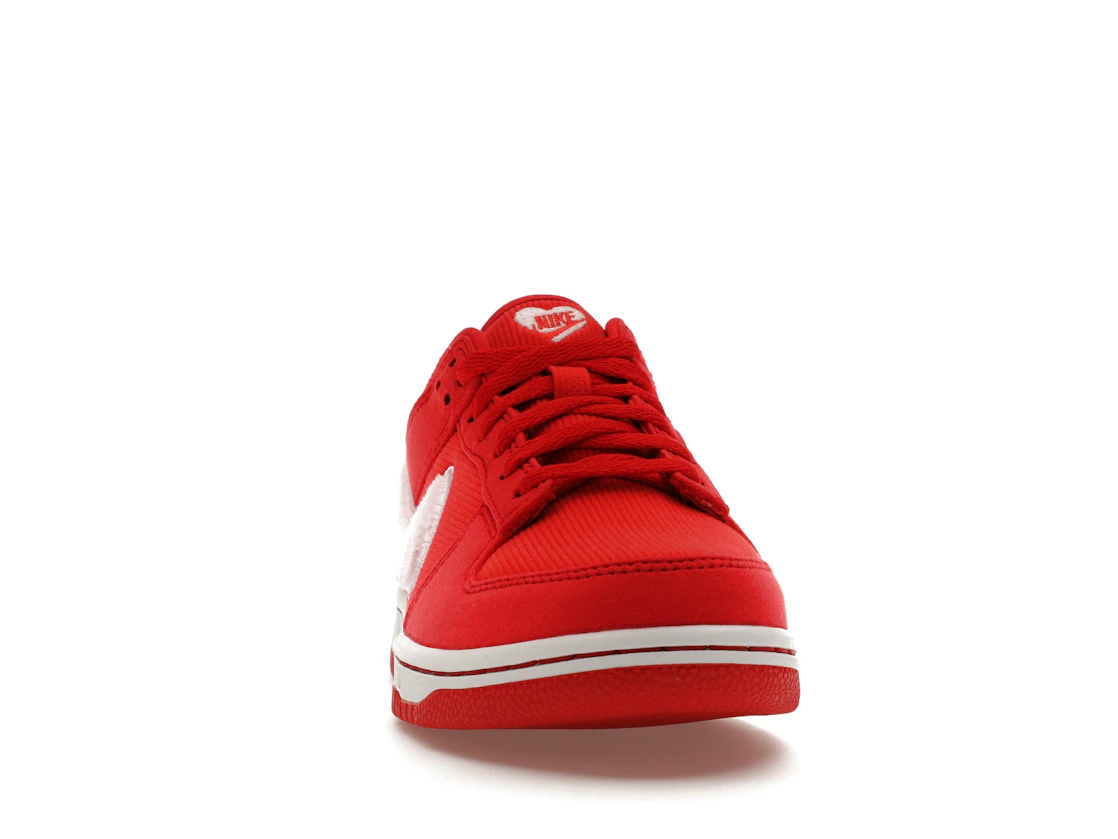 Vue 9 de Nike Dunk Low Valentine's Day (2024) (GS)