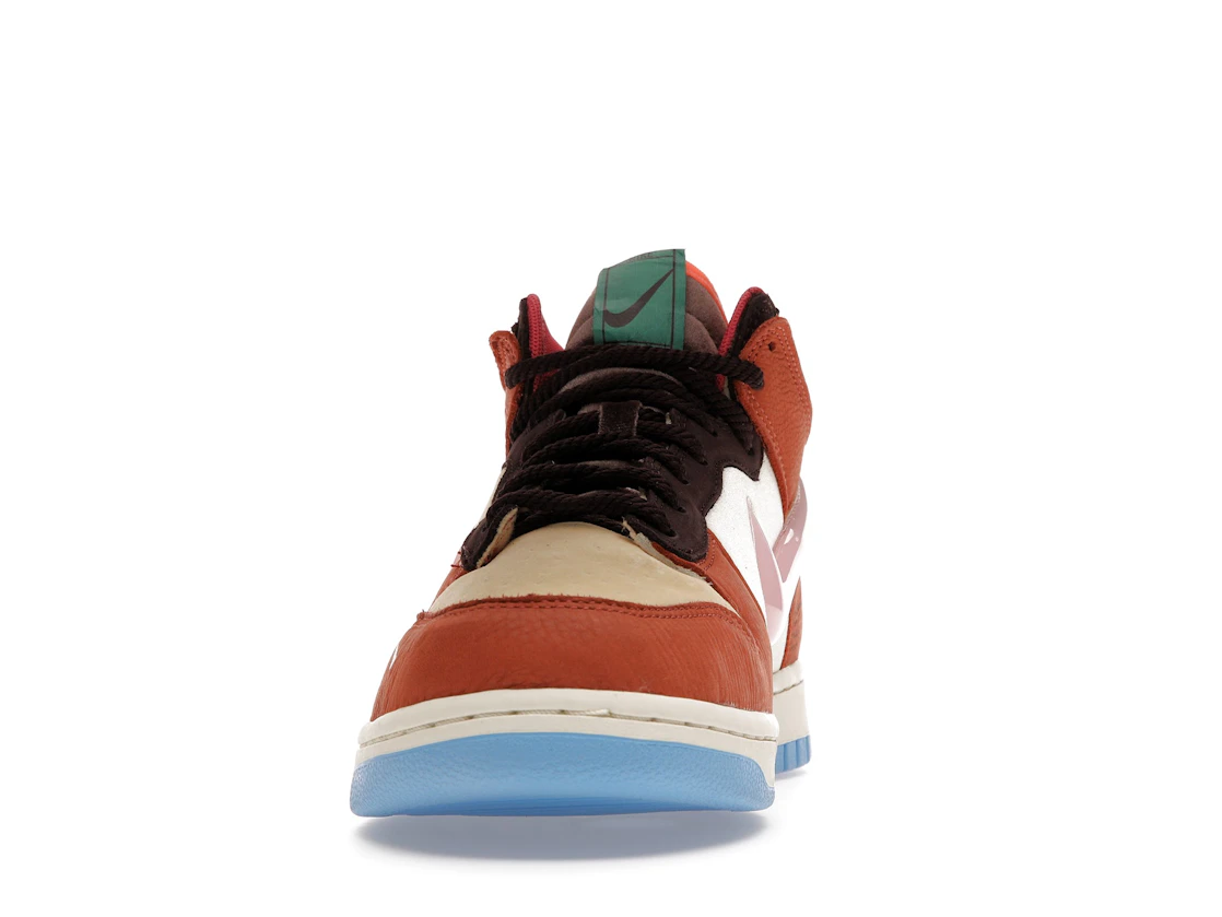 Vue 11 de Nike Dunk Mid Social Status Free Lunch Chocolate Milk