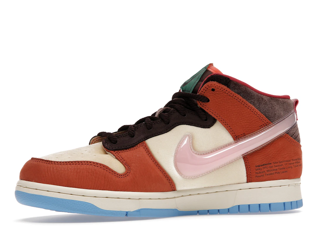 Vue 17 de Nike Dunk Mid Social Status Free Lunch Chocolate Milk