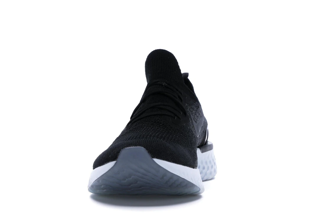 Vue 11 de Nike Epic React Flyknit Black Dark Grey
