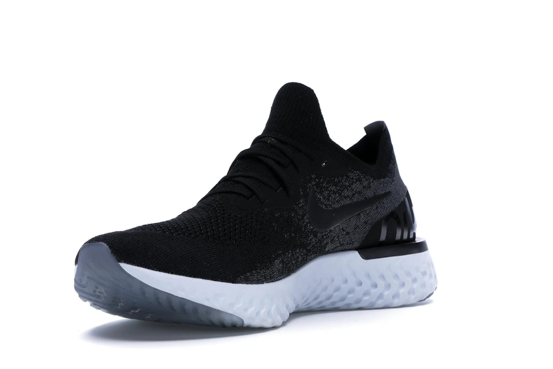 Vue 14 de Nike Epic React Flyknit Black Dark Grey