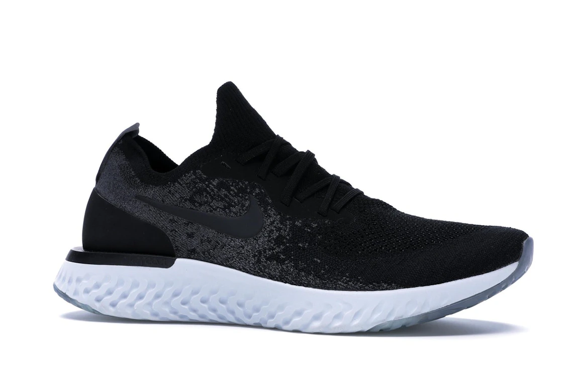 Vue 3 de Nike Epic React Flyknit Black Dark Grey