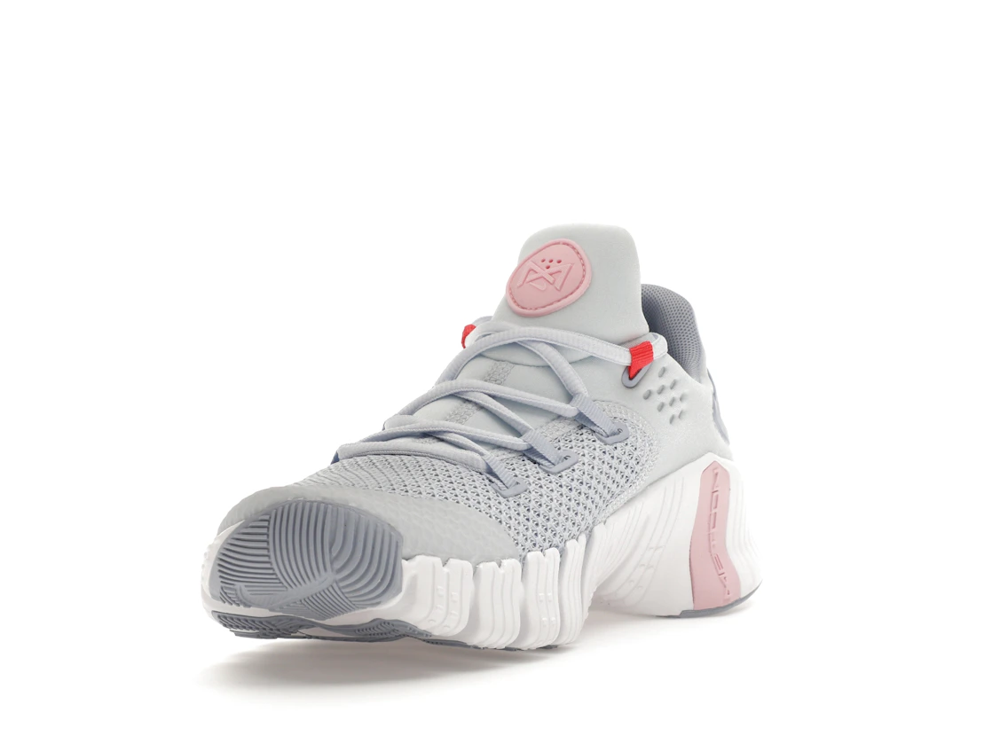 Vue 13 de Nike Free Metcon 4 Football Grey Soft Pink 