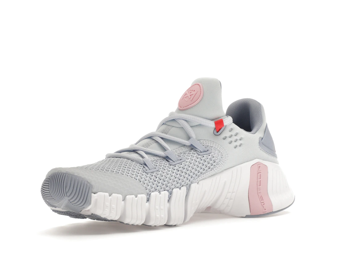 Vue 15 de Nike Free Metcon 4 Football Grey Soft Pink 