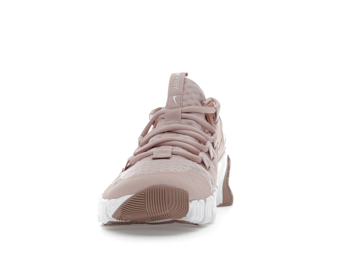 Vue 11 de Nike Free Metcon 4 Pink Oxford 
