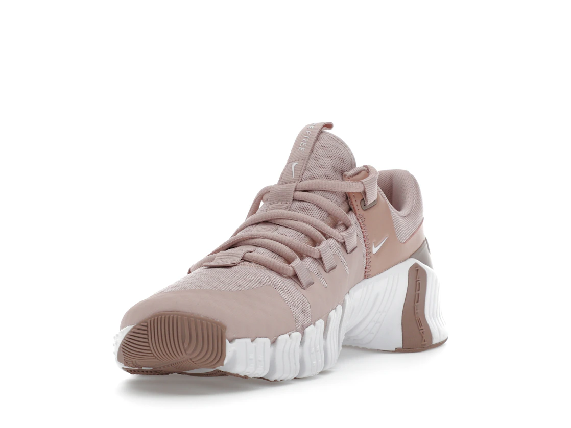 Vue 13 de Nike Free Metcon 4 Pink Oxford 