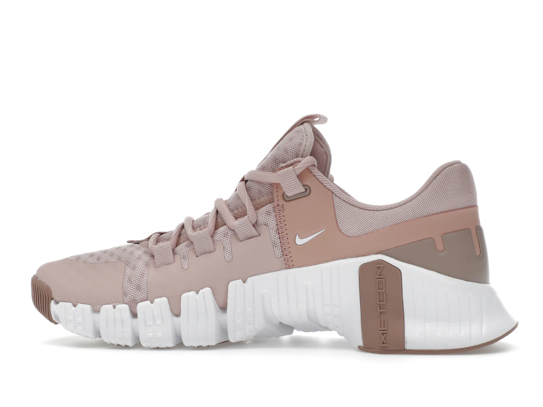 Vue 20 de Nike Free Metcon 4 Pink Oxford 