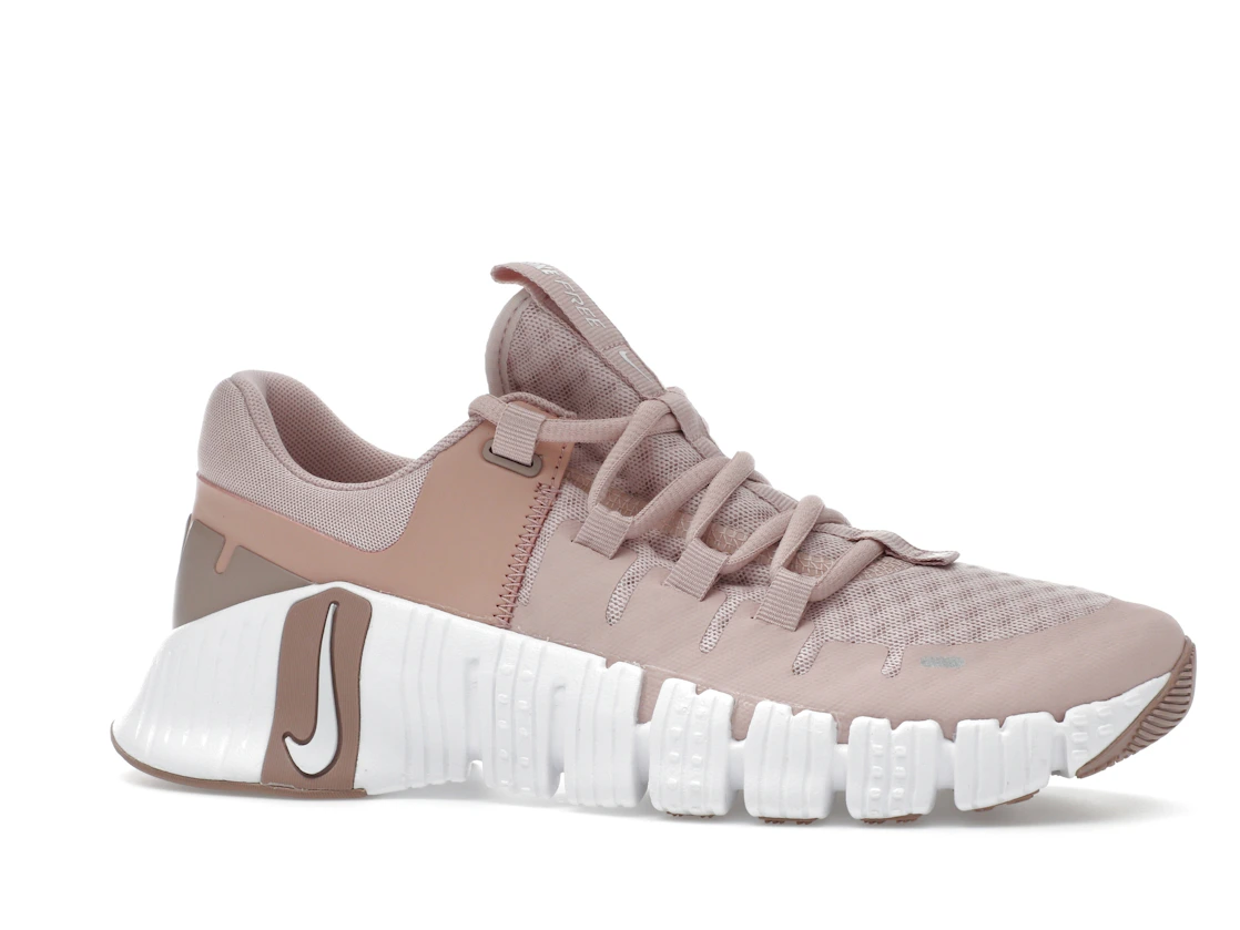 Vue 3 de Nike Free Metcon 4 Pink Oxford 