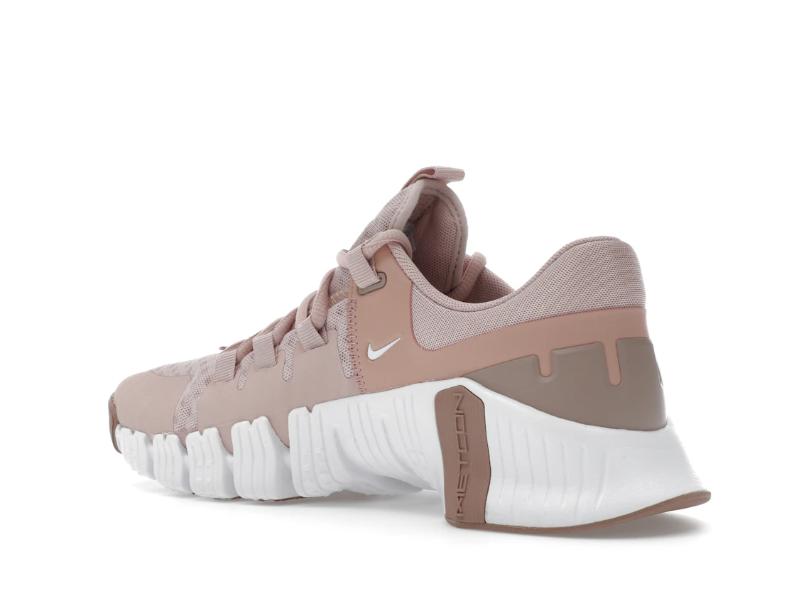 Vue 23 de Nike Free Metcon 4 Pink Oxford 