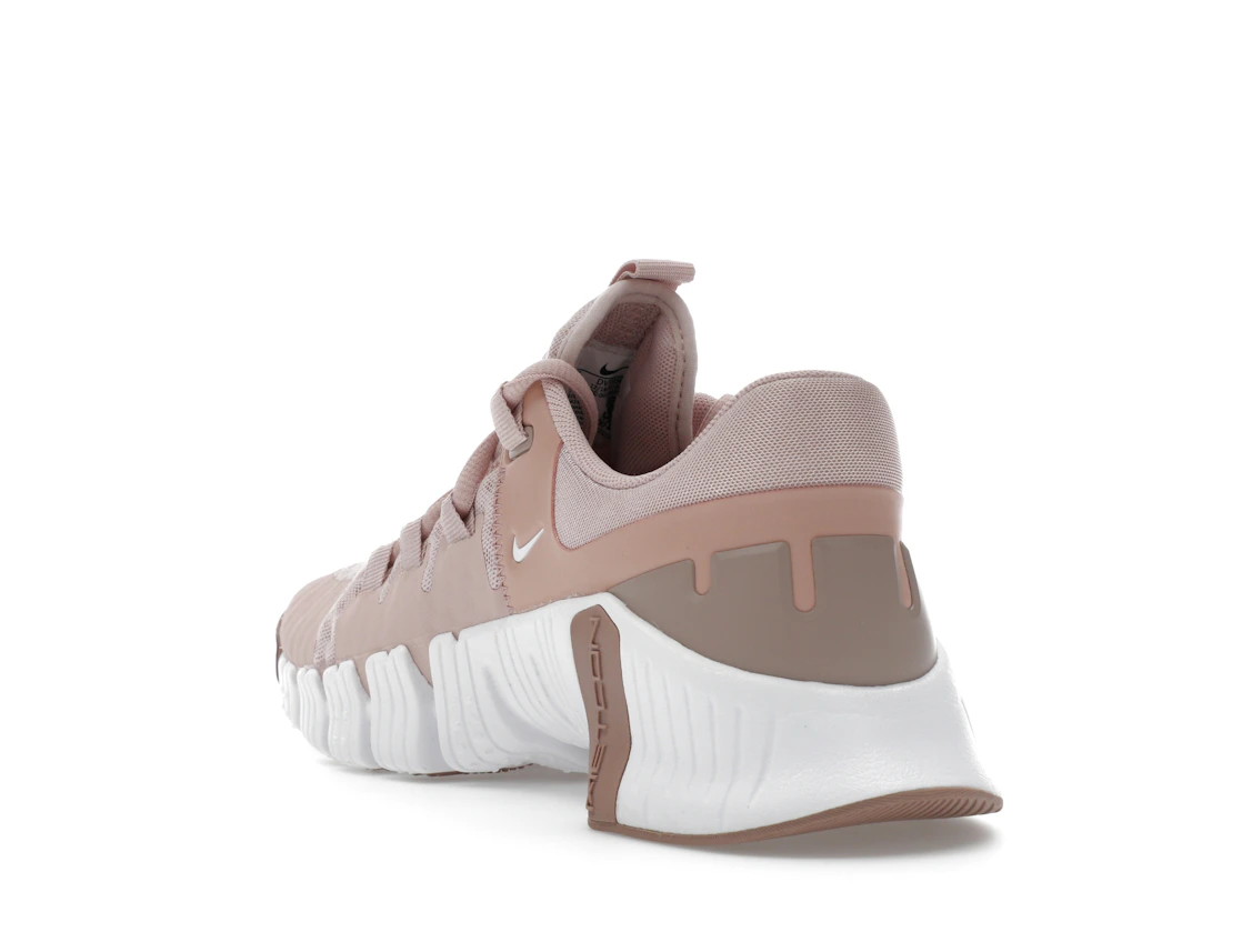 Vue 25 de Nike Free Metcon 4 Pink Oxford 