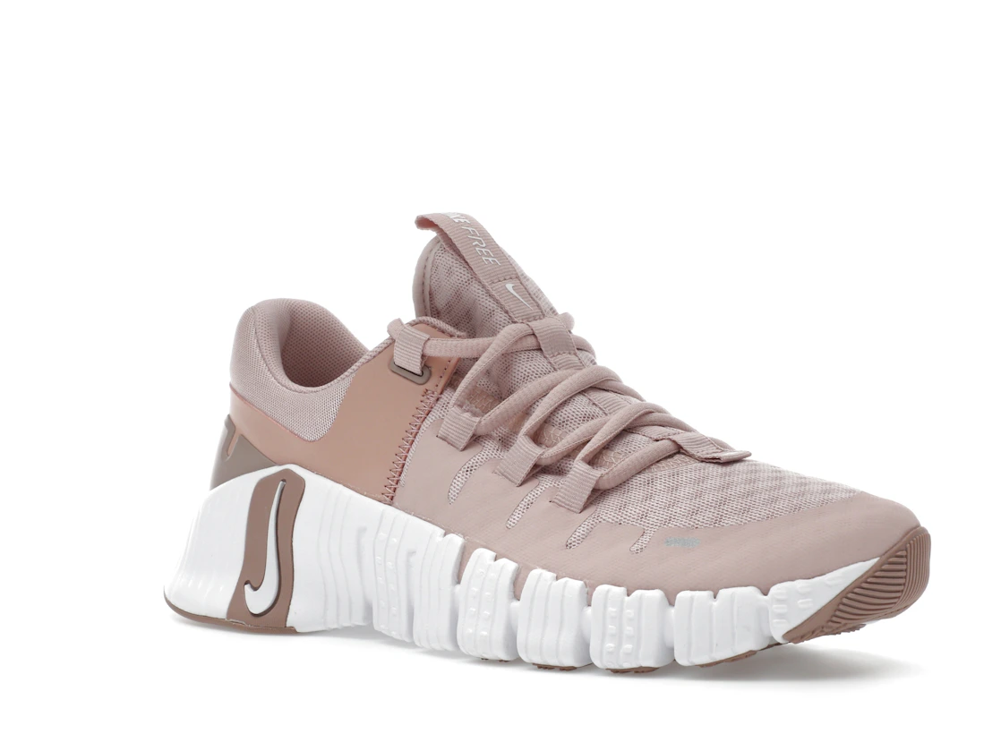Vue 5 de Nike Free Metcon 4 Pink Oxford 