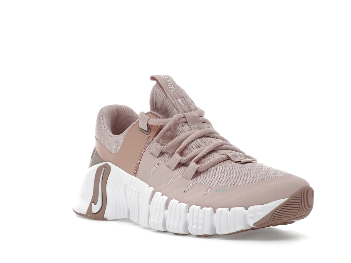 Vue 6 de Nike Free Metcon 4 Pink Oxford 