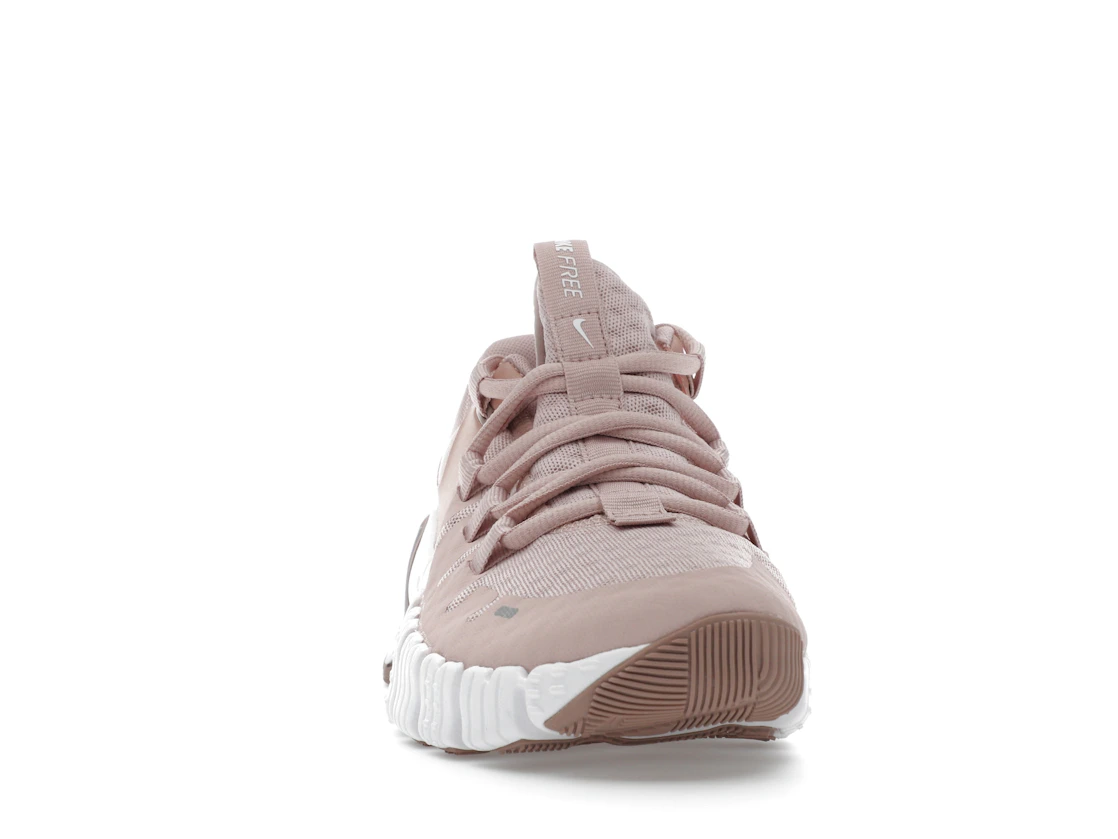 Vue 9 de Nike Free Metcon 4 Pink Oxford 