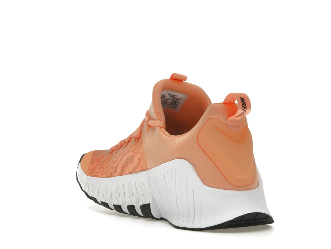 Vue 25 de Nike Free Metcon 6 Apricot Agate White Black