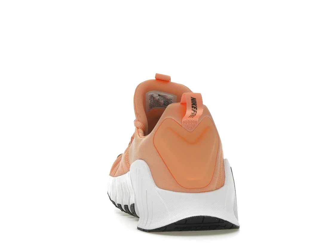 Vue 27 de Nike Free Metcon 6 Apricot Agate White Black