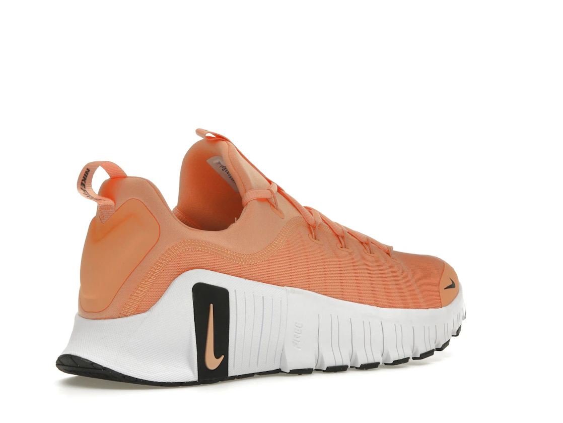 Vue 33 de Nike Free Metcon 6 Apricot Agate White Black
