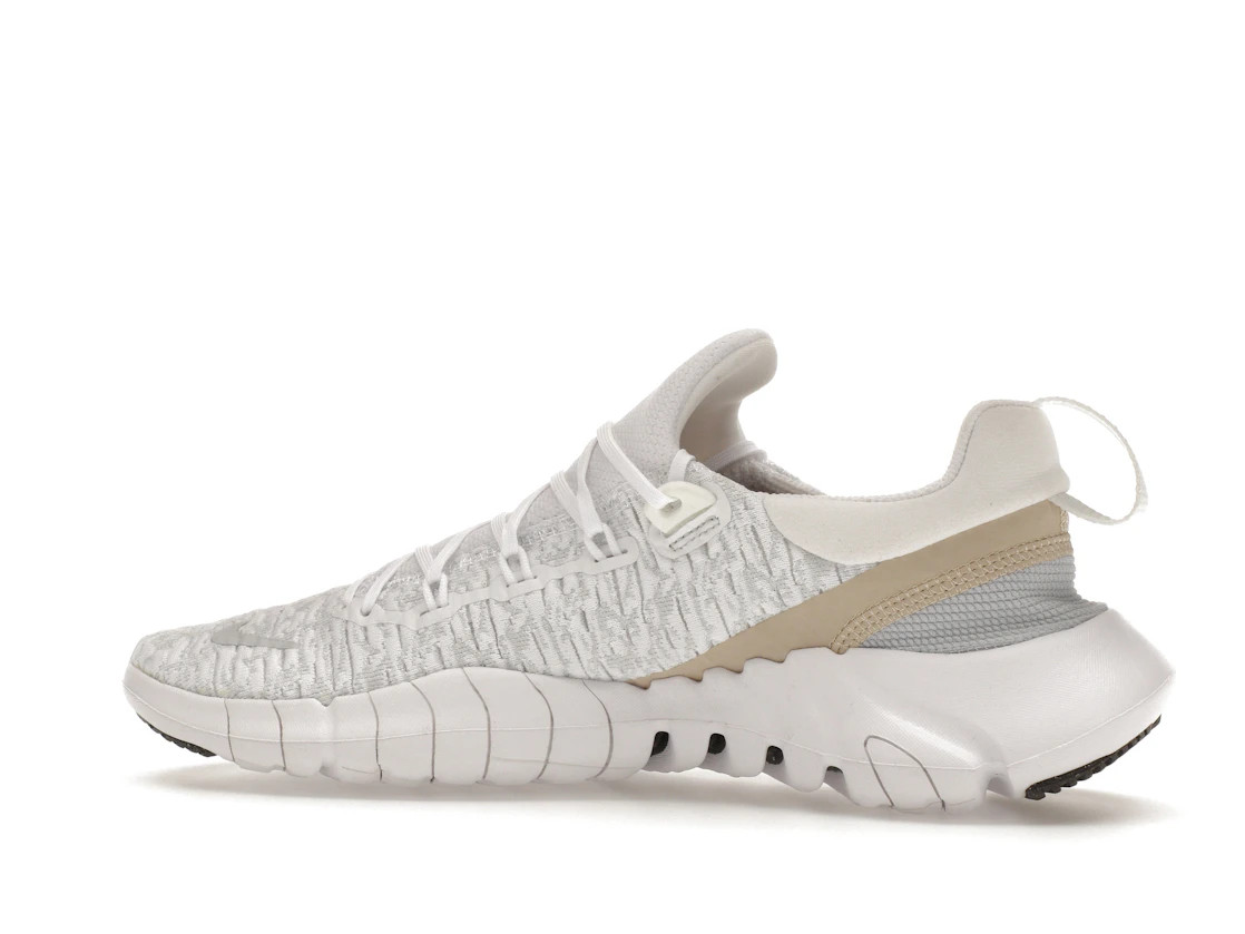 Vue 21 de Nike Free Run 5.0 Next Nature White Siren Red Sanddrift