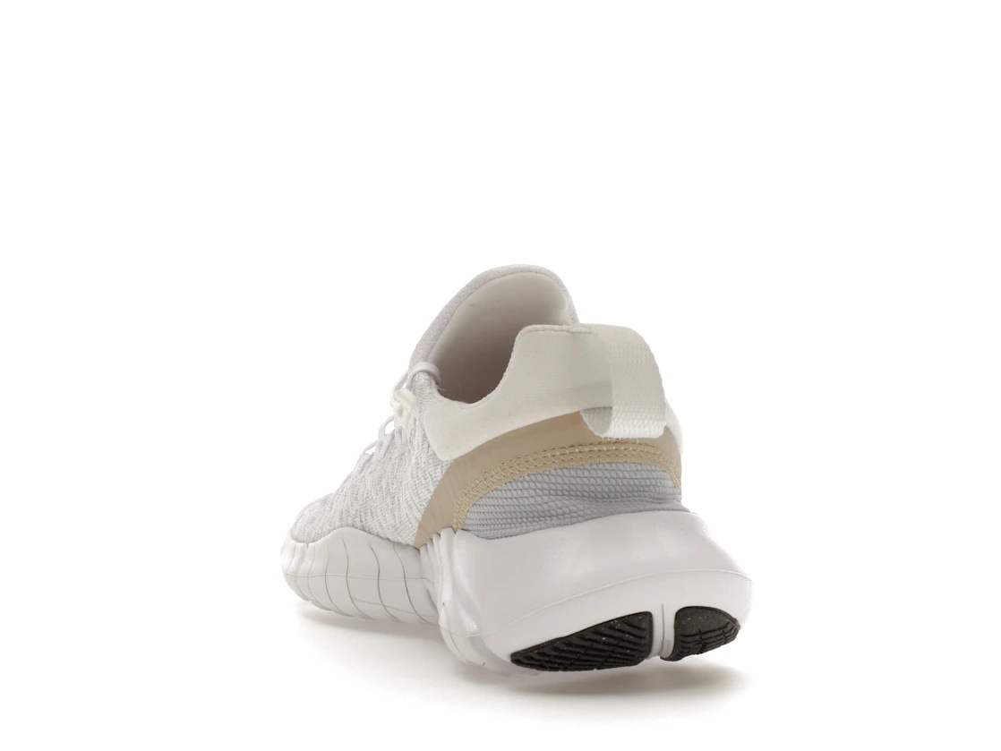 Vue 26 de Nike Free Run 5.0 Next Nature White Siren Red Sanddrift