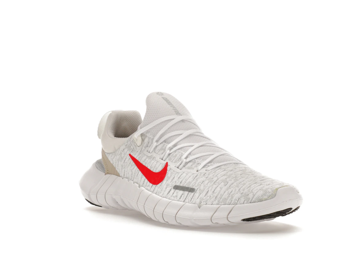 Vue 6 de Nike Free Run 5.0 Next Nature White Siren Red Sanddrift
