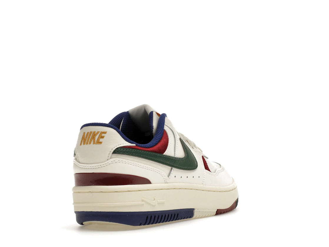 Vue 32 de Nike Gamma Force Sail Team Red Fir Green 