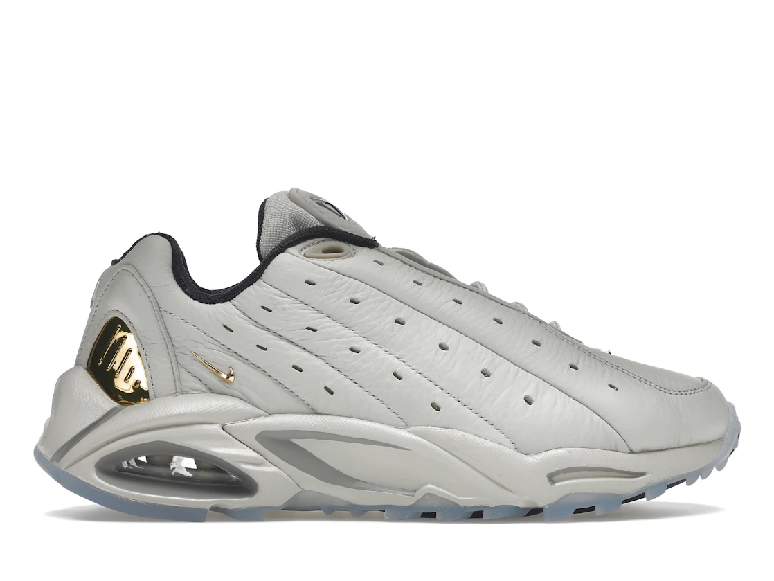 Vue 1 de Nike Hot Step Air Terra Drake NOCTA Champagne