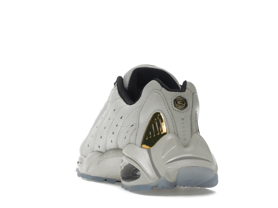 Vue 26 de Nike Hot Step Air Terra Drake NOCTA Champagne