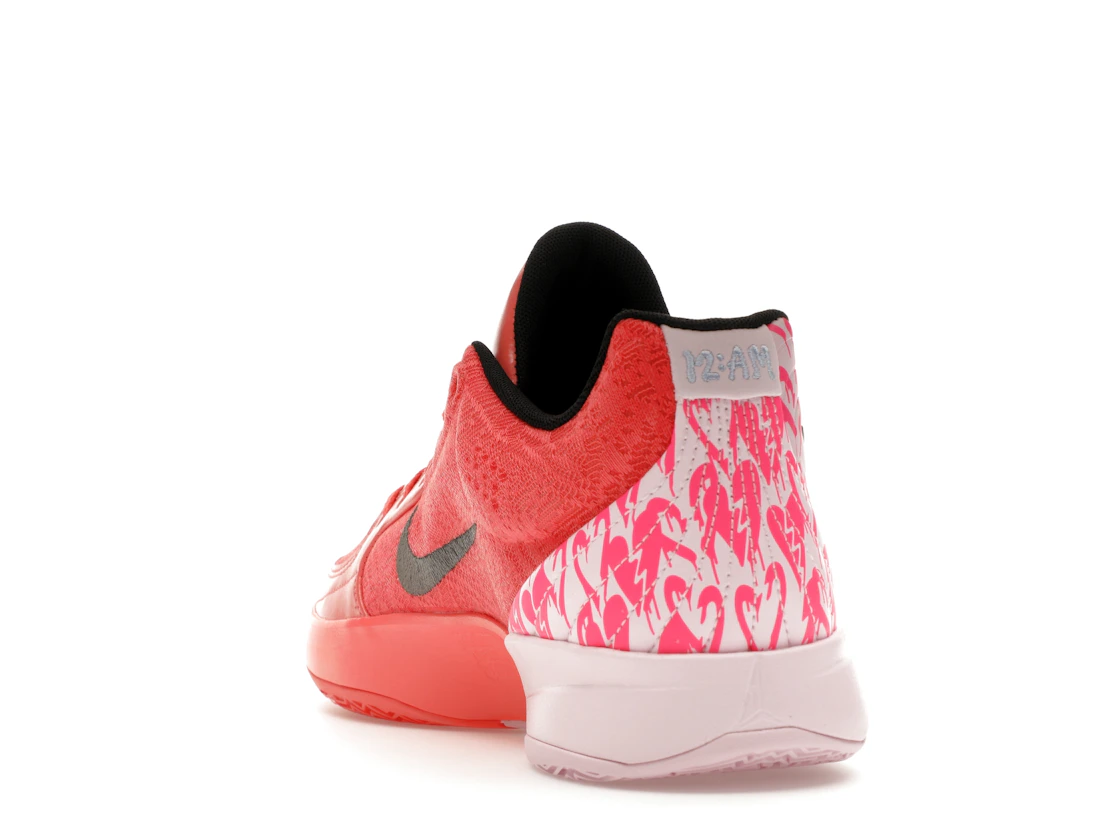 Vue 26 de Nike Ja 2 Heart Eyes