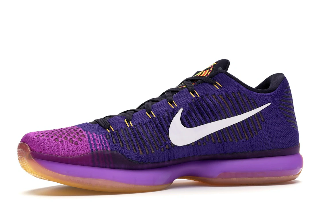 Vue 17 de Nike Kobe 10 Elite Low Opening Night