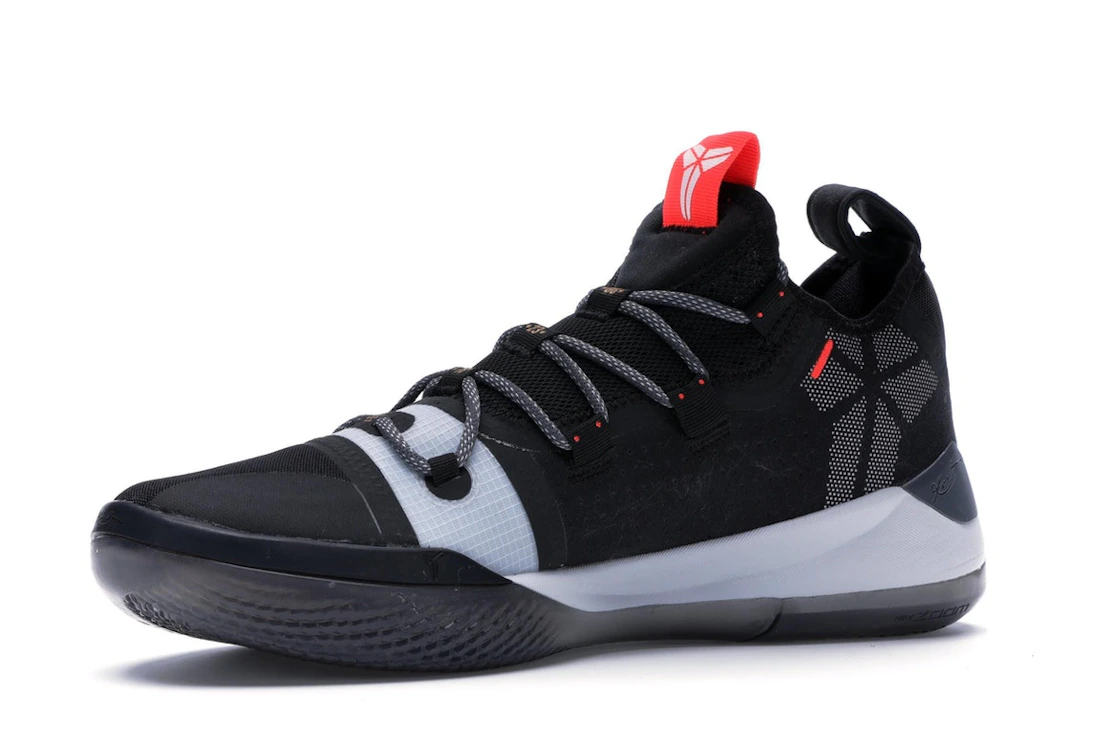 Vue 16 de Nike Kobe AD Black Multi-Color