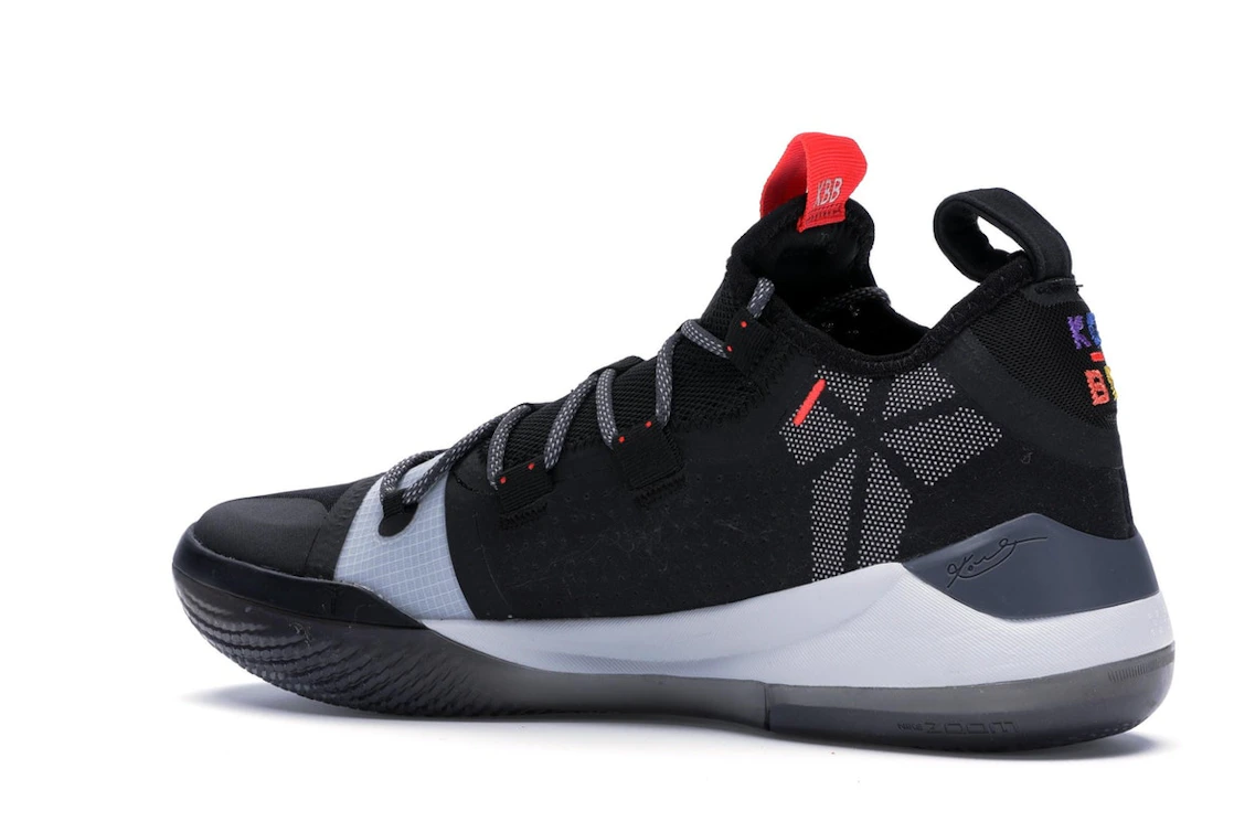 Vue 22 de Nike Kobe AD Black Multi-Color