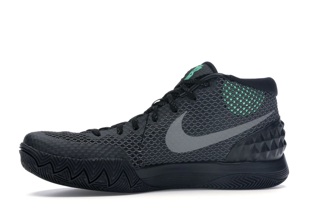 Vue 18 de Nike Kyrie 1 Driveway