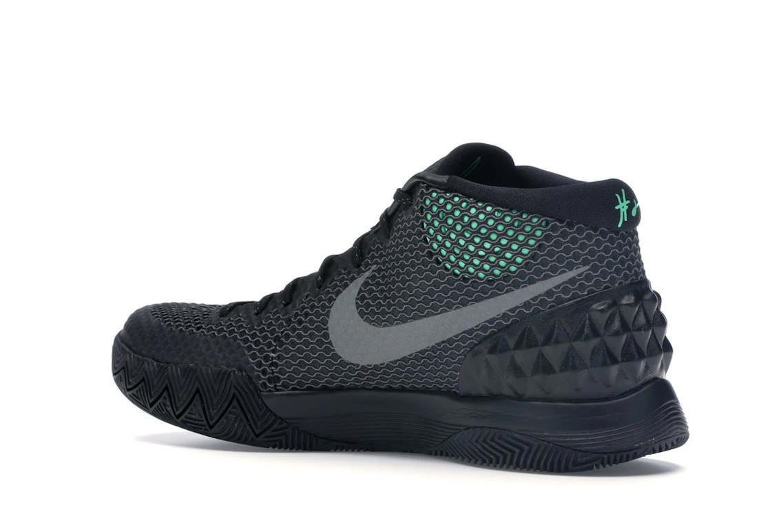 Vue 23 de Nike Kyrie 1 Driveway