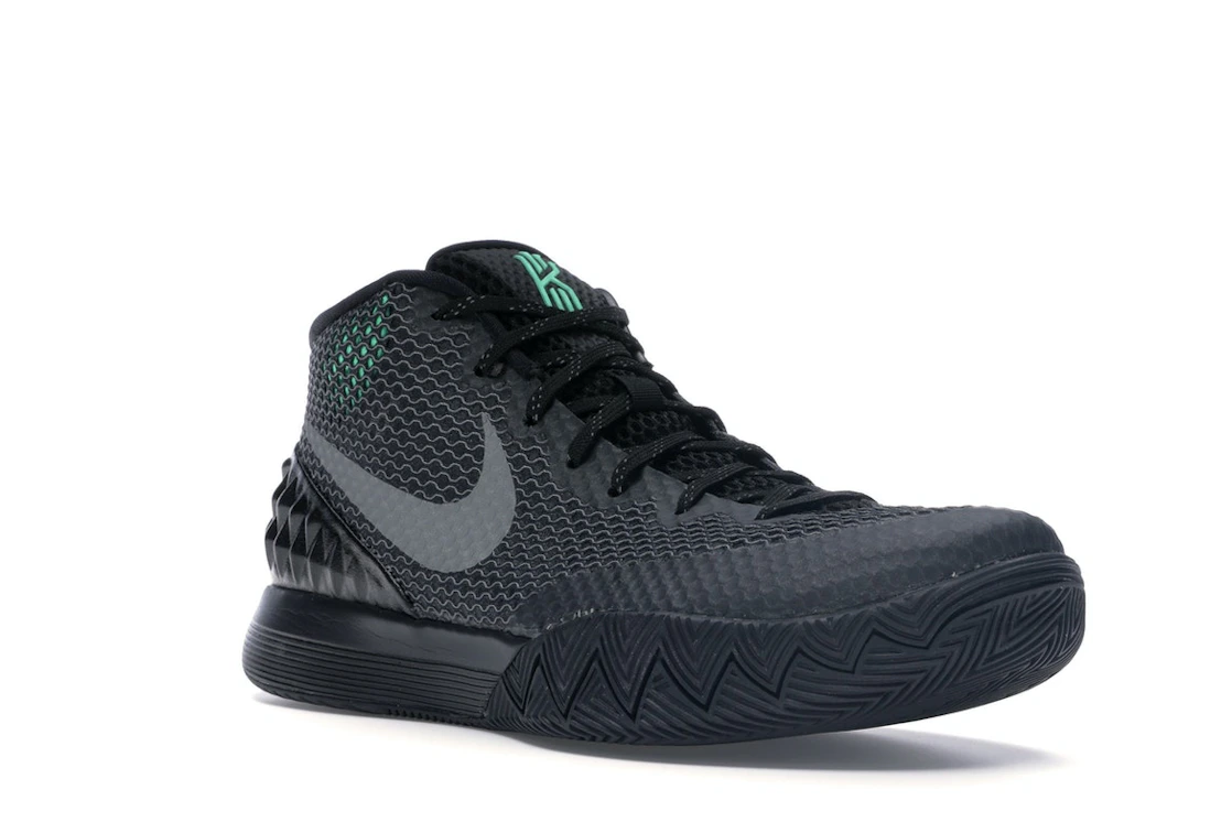Vue 6 de Nike Kyrie 1 Driveway
