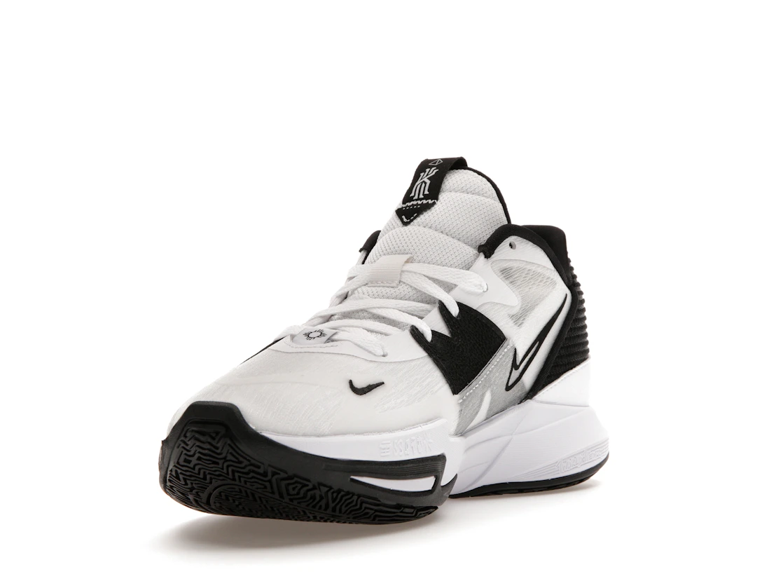 Vue 13 de Nike Kyrie 5 Low TB White Black