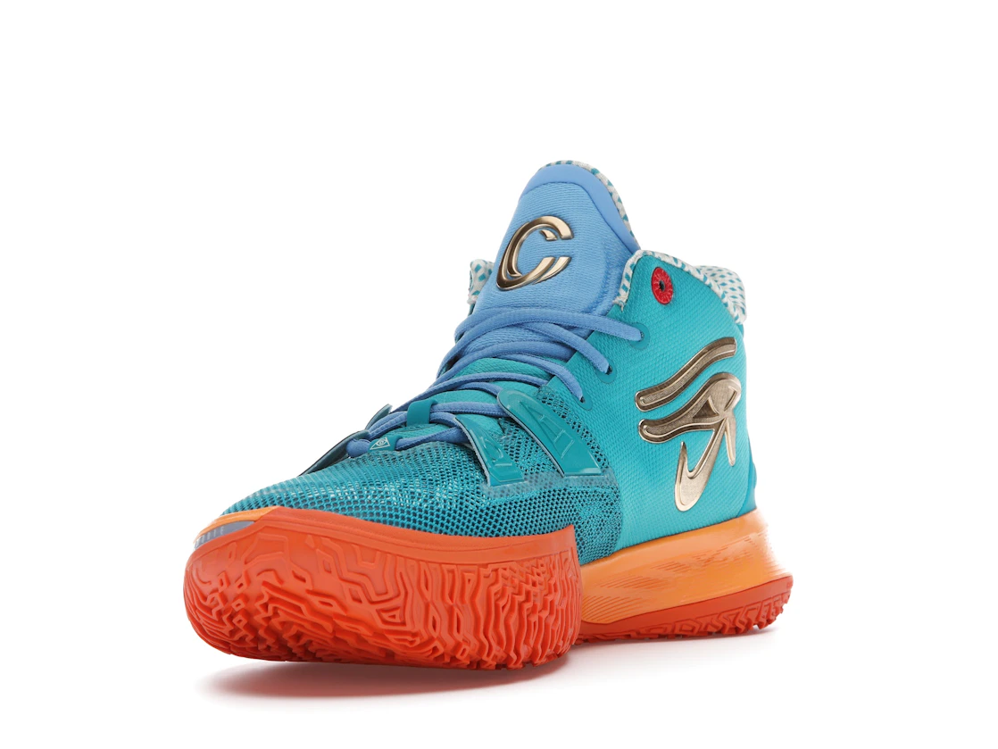 Vue 13 de Nike Kyrie 7 Concepts Horus (Regular Box)
